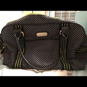 Jessica Simpson carry-on